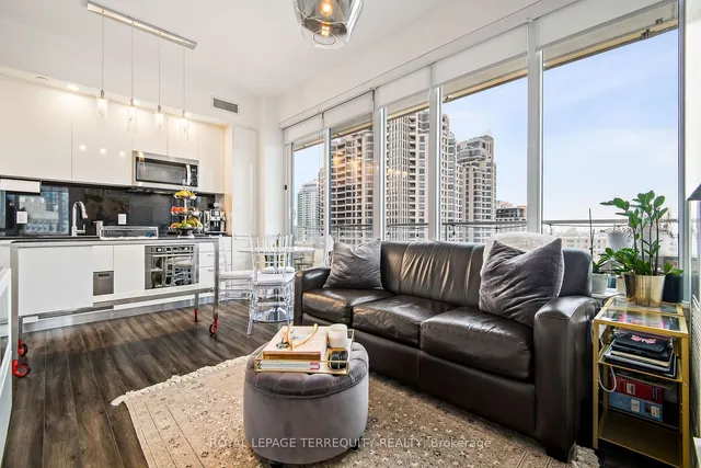Additional property image - 75 Canterbury Pl Unit 1702