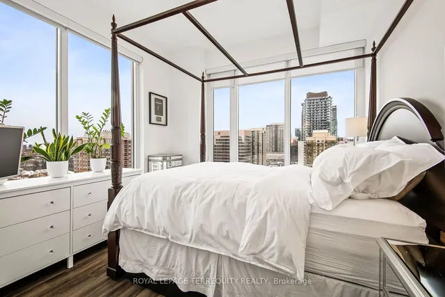 Additional property image - 75 Canterbury Pl Unit 1702