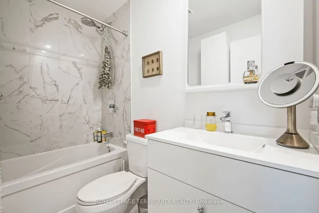 Additional property image - 75 Canterbury Pl Unit 1702