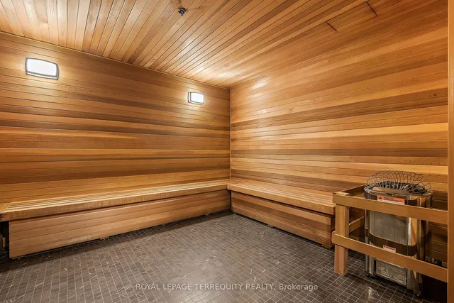 Additional property image - 75 Canterbury Pl Unit 1702