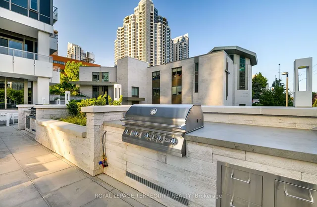 Additional property image - 75 Canterbury Pl Unit 1702