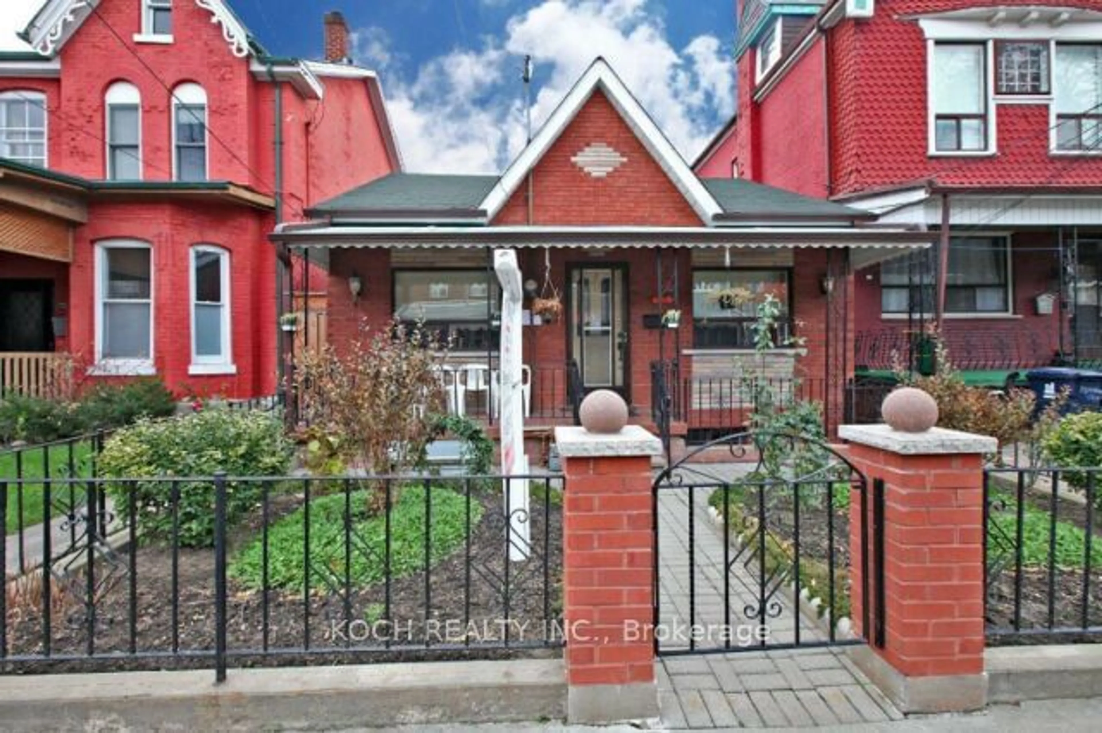 Home with brick exterior material, street for 731 Richmond St, Toronto Ontario M6J 1C4