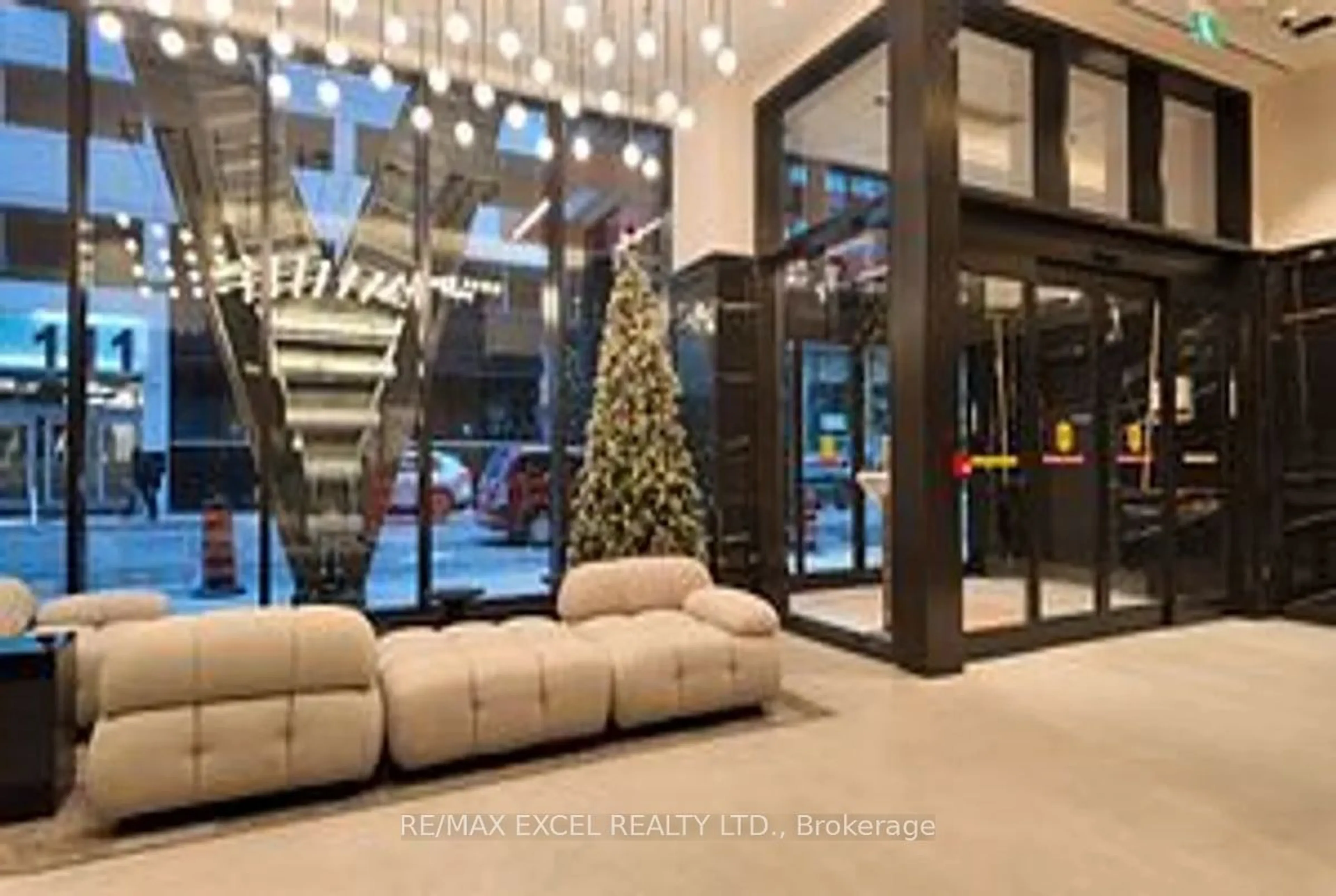 Lobby for 108 Peter St #707, Toronto Ontario M5V 0W2