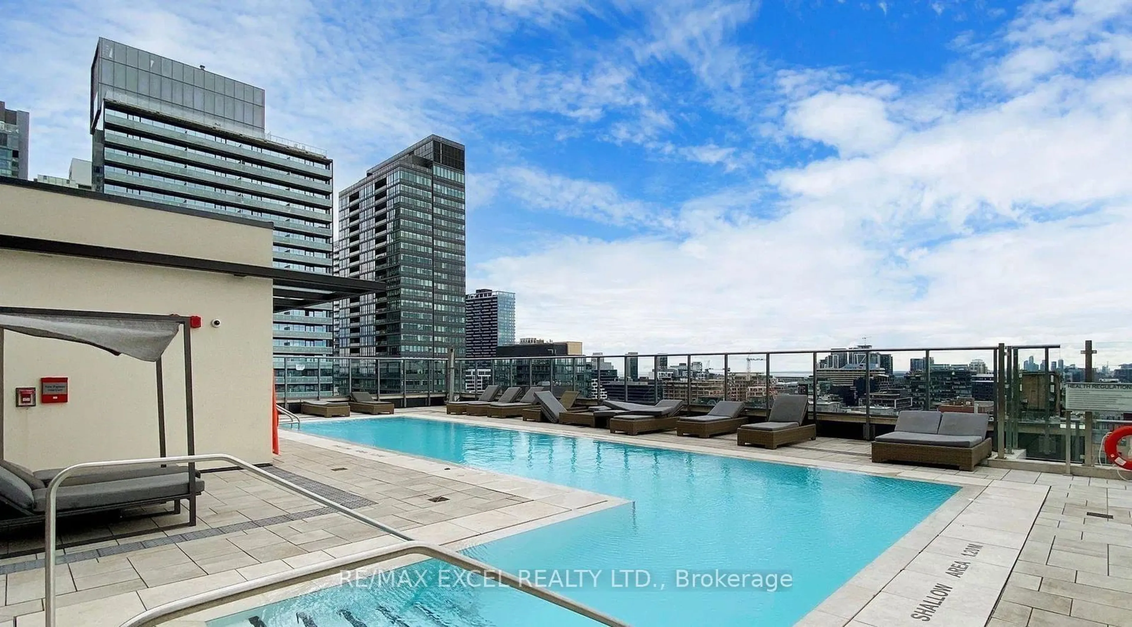 Pool for 108 Peter St #707, Toronto Ontario M5V 0W2