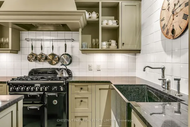 Additional property image - 8 Belmont St