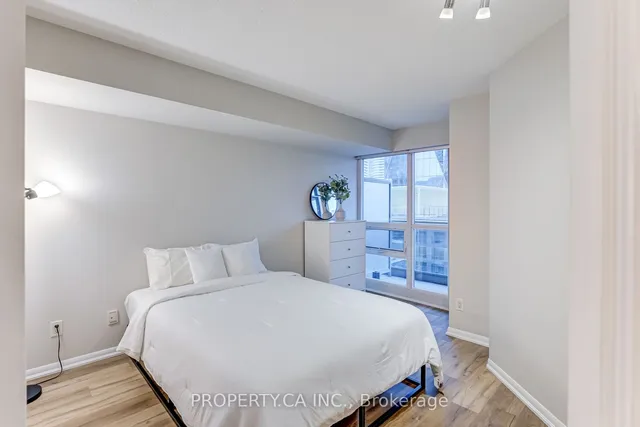 Additional property image - 18 Yonge St Unit 1501