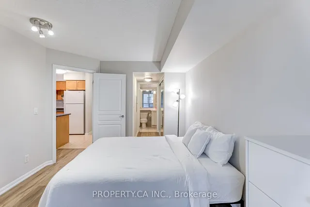 Additional property image - 18 Yonge St Unit 1501