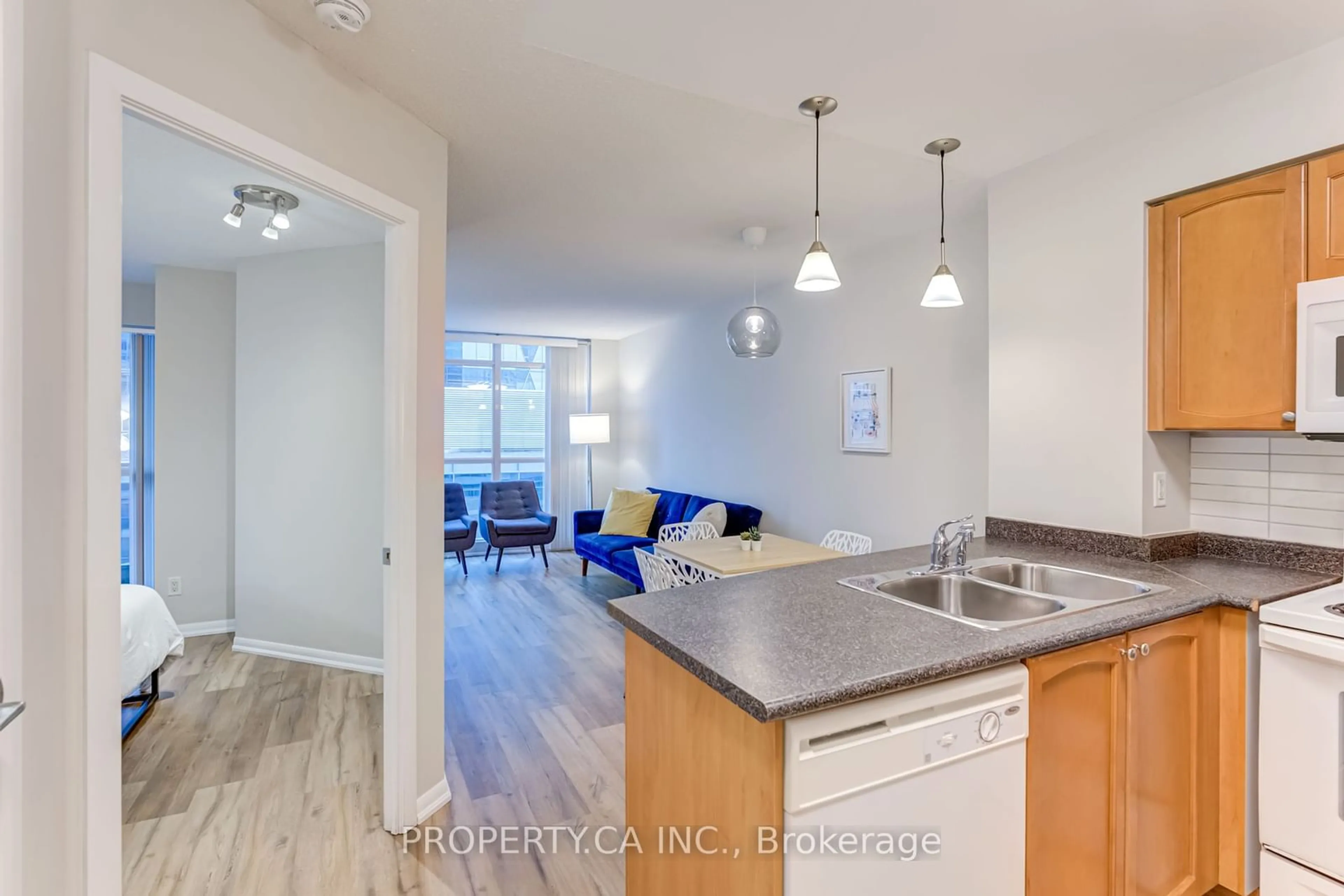 Open concept kitchen, unknown for 18 Yonge St #1501, Toronto Ontario M5E 1Z8