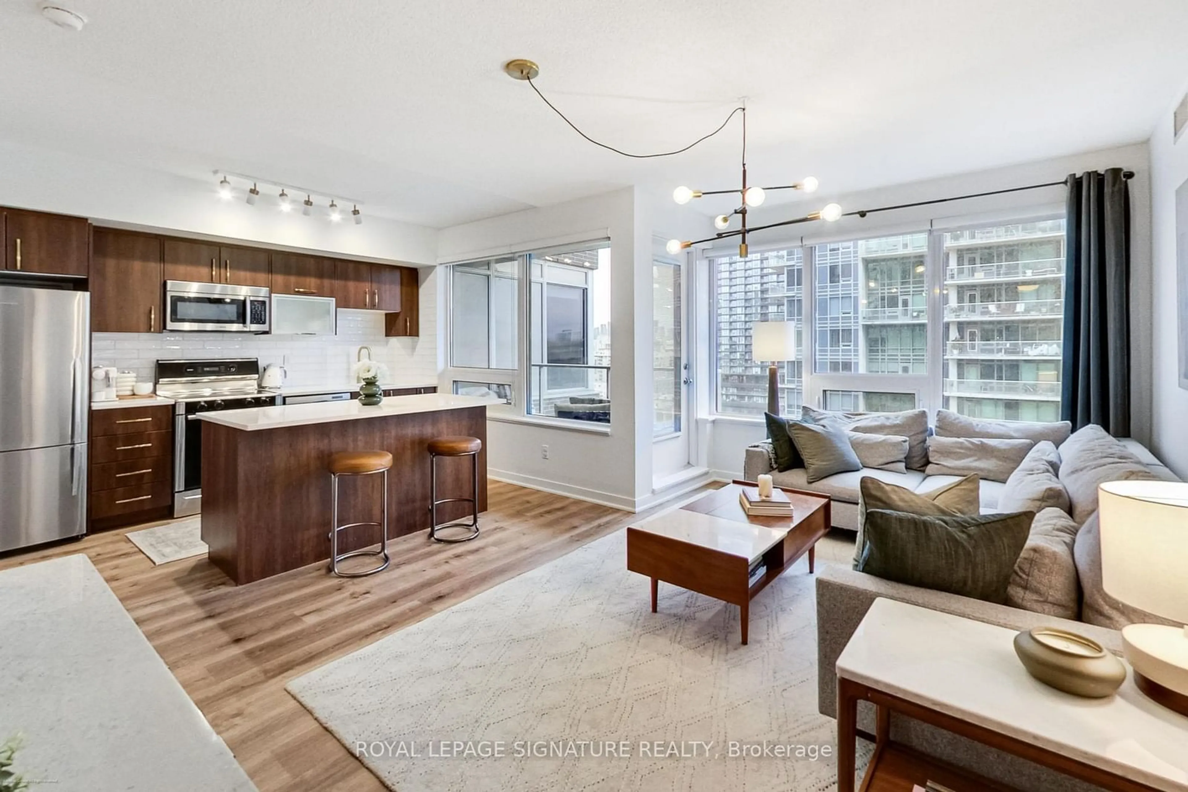 Open concept kitchen, unknown for 59 East Liberty St #1111, Toronto Ontario M6K 3R1