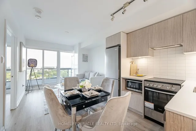 Additional property image - 395 Bloor St Unit 2110