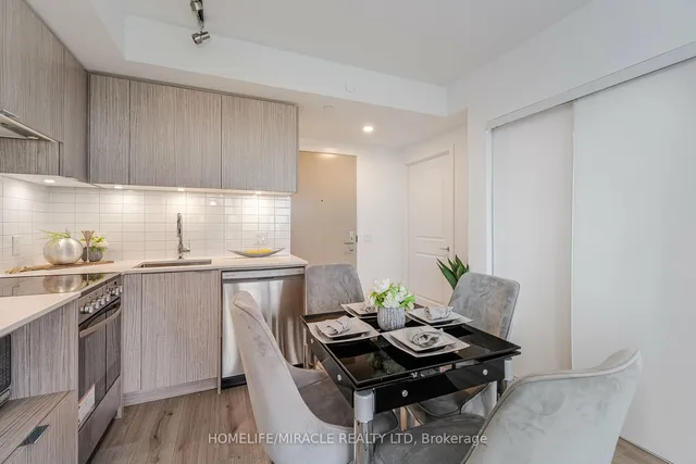 Additional property image - 395 Bloor St Unit 2110