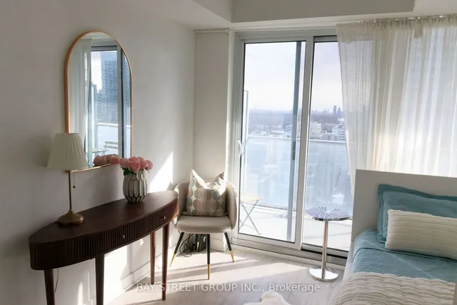 Additional property image - 195 Redpath Ave Unit 2807