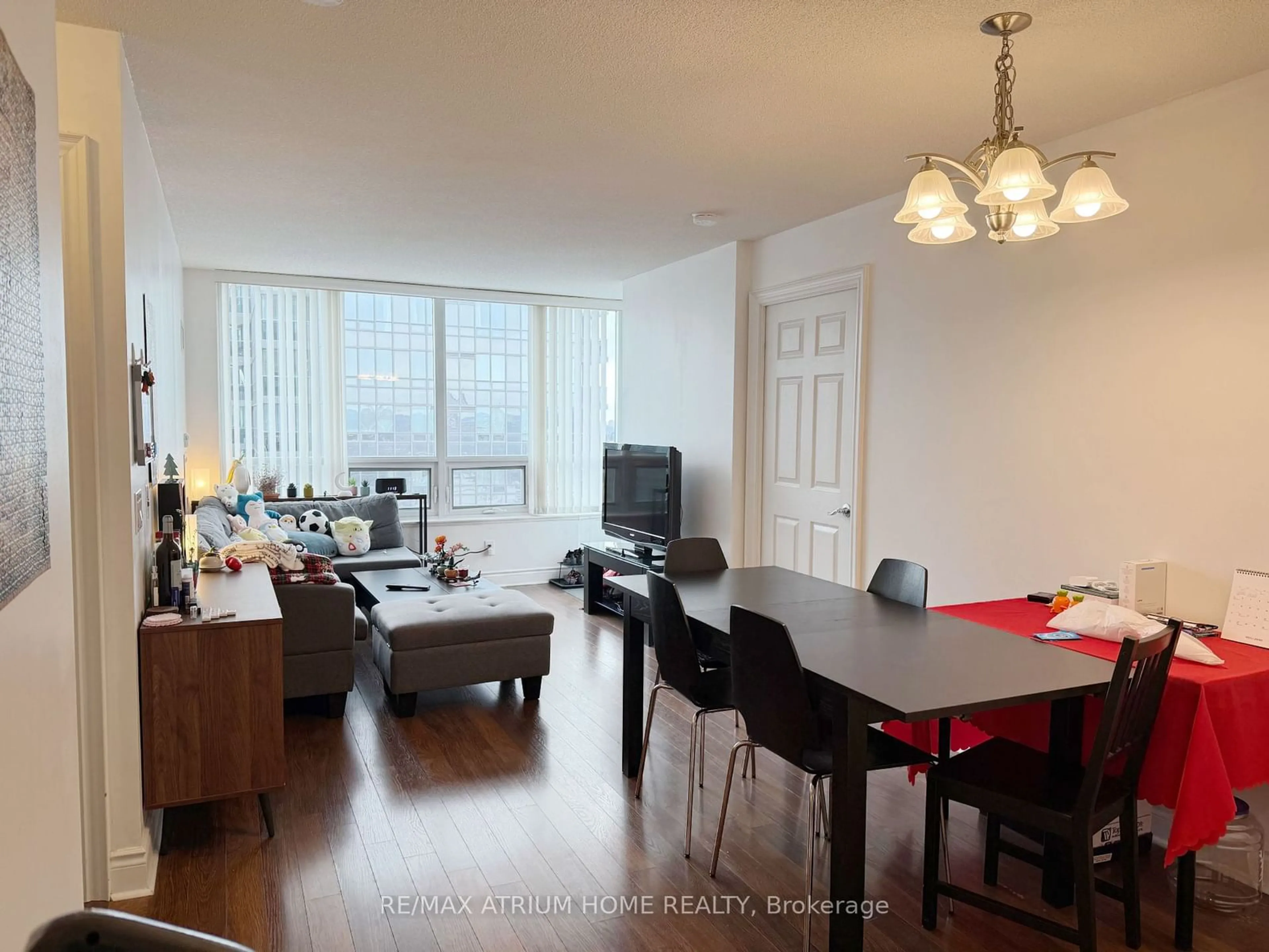 A pic of a room for 25 Greenview Ave #1227, Toronto Ontario M2M 1R2