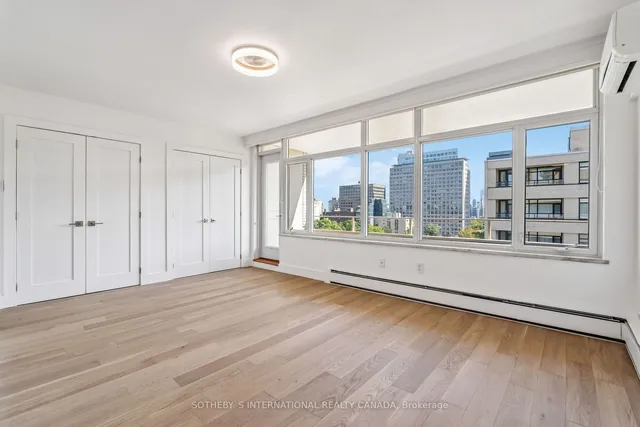 Additional property image - 581 Avenue Rd Unit 1005
