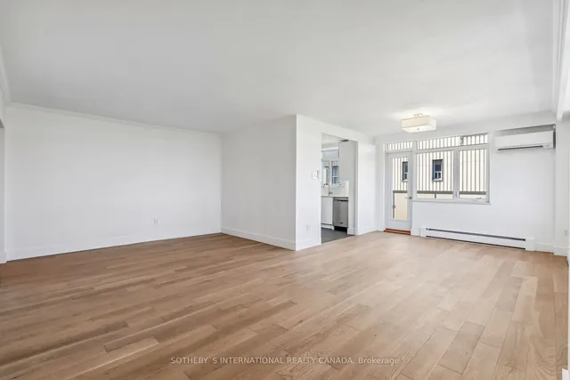 Additional property image - 581 Avenue Rd Unit 1005