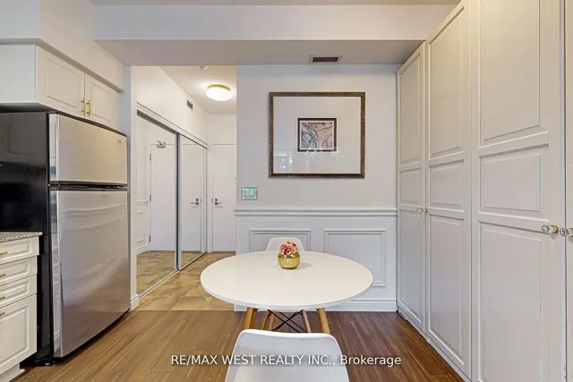 Additional property image - 209 Fort York Blvd Unit 355