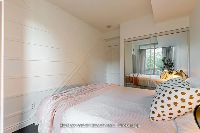 Additional property image - 209 Fort York Blvd Unit 355