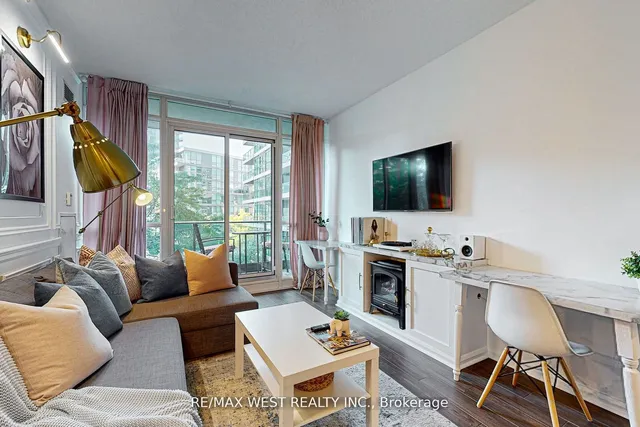 Additional property image - 209 Fort York Blvd Unit 355