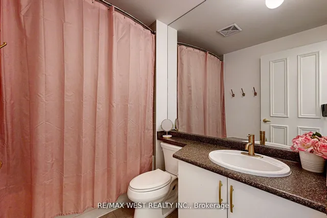 Additional property image - 209 Fort York Blvd Unit 355