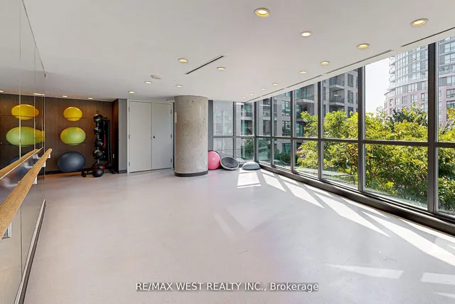 Additional property image - 209 Fort York Blvd Unit 355