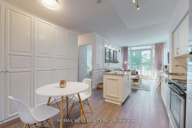 Additional property image - 209 Fort York Blvd Unit 355