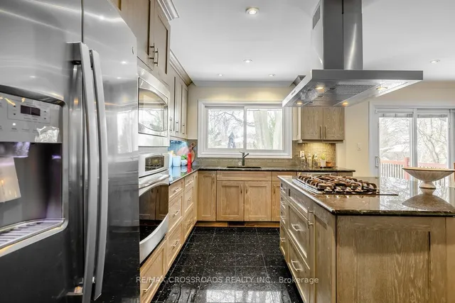 Additional property image - 53 Mcnicoll Ave