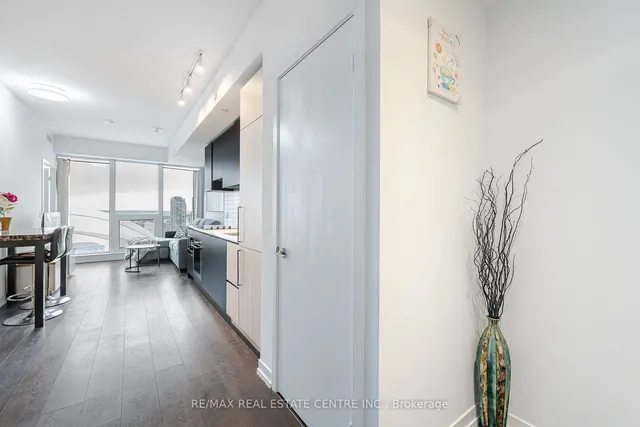 Additional image 32 of 55 Mercer St Unit 3001