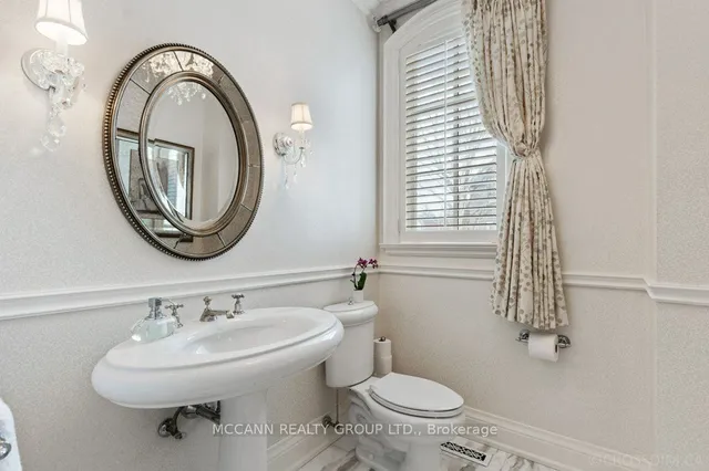 Additional property image - 21 De Vere Gdns