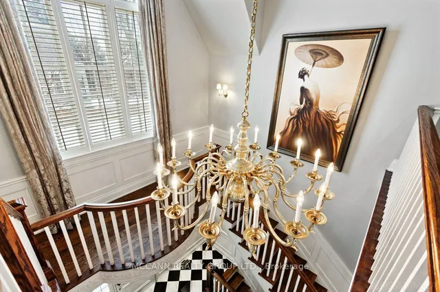 Additional property image - 21 De Vere Gdns