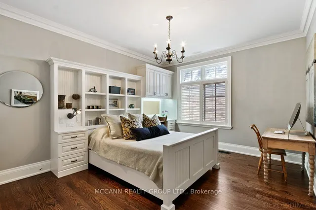 Additional property image - 21 De Vere Gdns