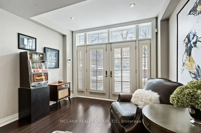 Additional property image - 21 De Vere Gdns