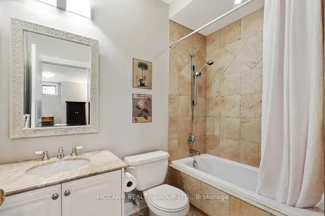 Additional property image - 21 De Vere Gdns
