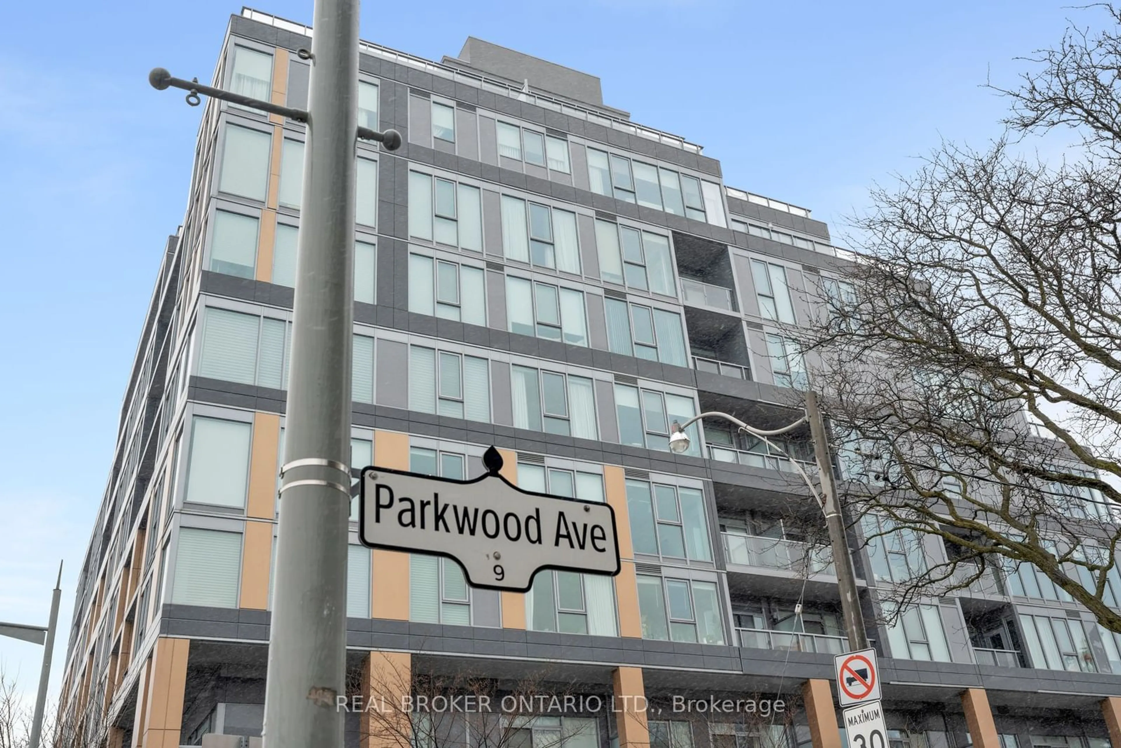 Parking for 6 Parkwood Ave #401, Toronto Ontario M4V 1V1