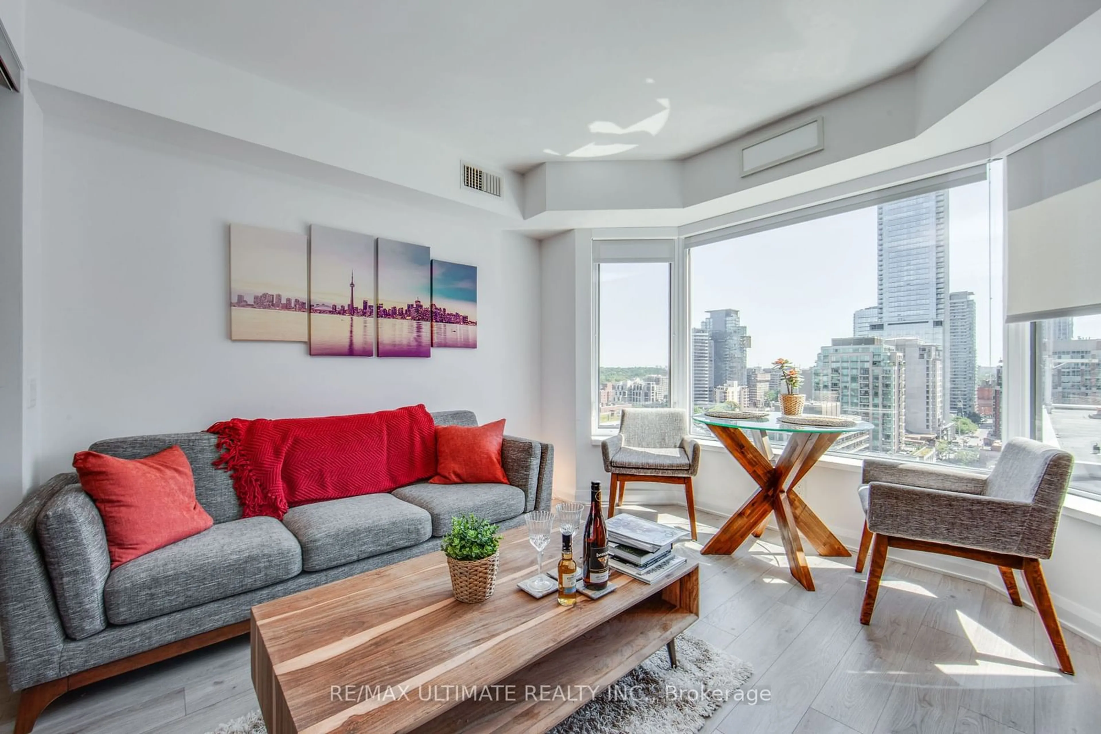 Living room with furniture, unknown for 155 Yorkville Ave #1705, Toronto Ontario M5R 1C4