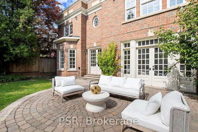 Additional property image - 230 Dunvegan Rd