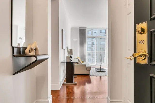 55 Delisle Ave #903, Toronto 4
