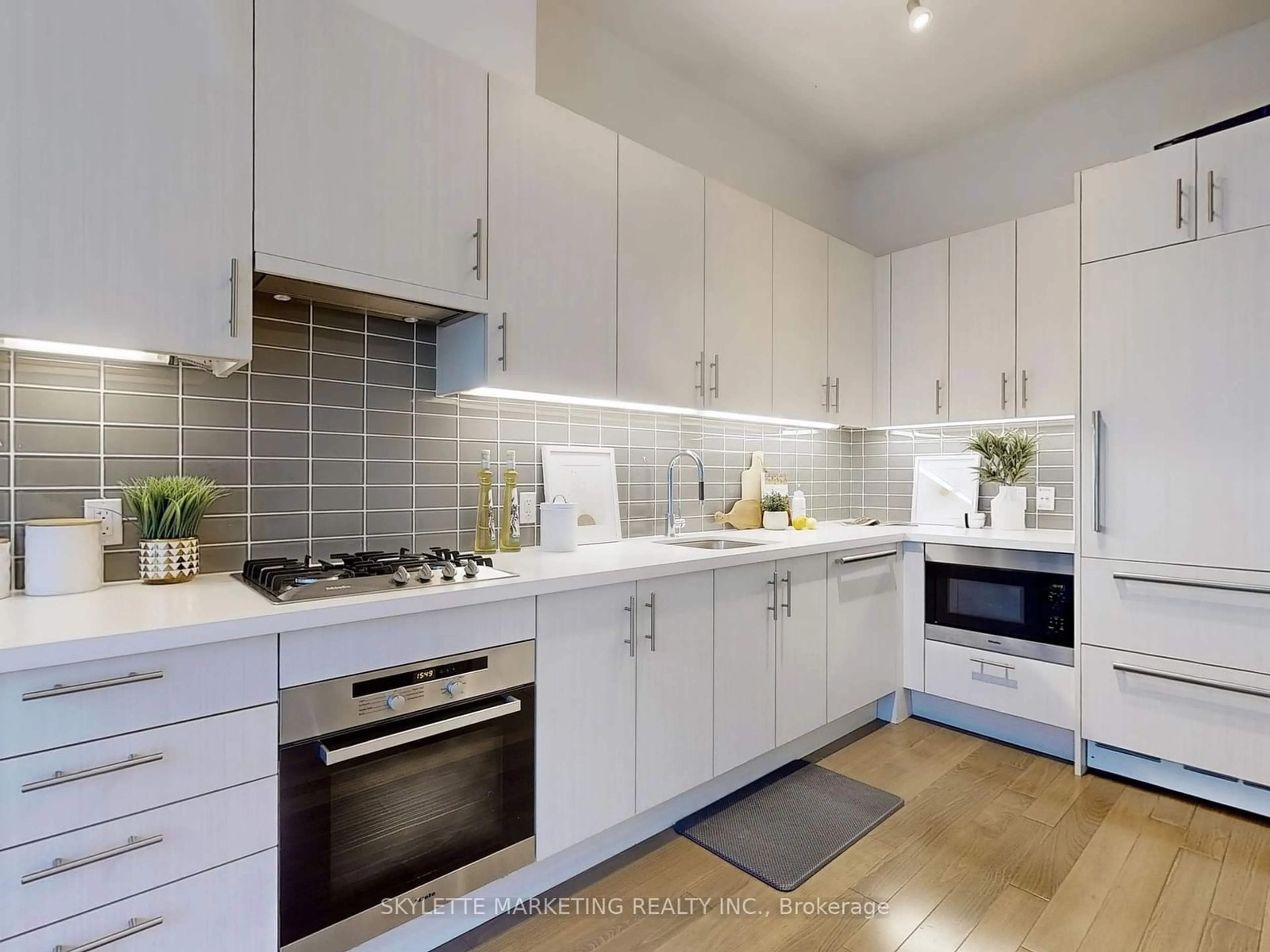 Contemporary kitchen, ceramic/tile floor for 39 Queens Quay #1113, Toronto Ontario M5E 0A5