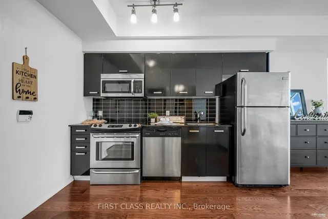 Additional property image - 832 Bay St Unit 4609