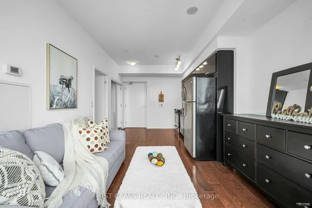 Additional property image - 832 Bay St Unit 4609