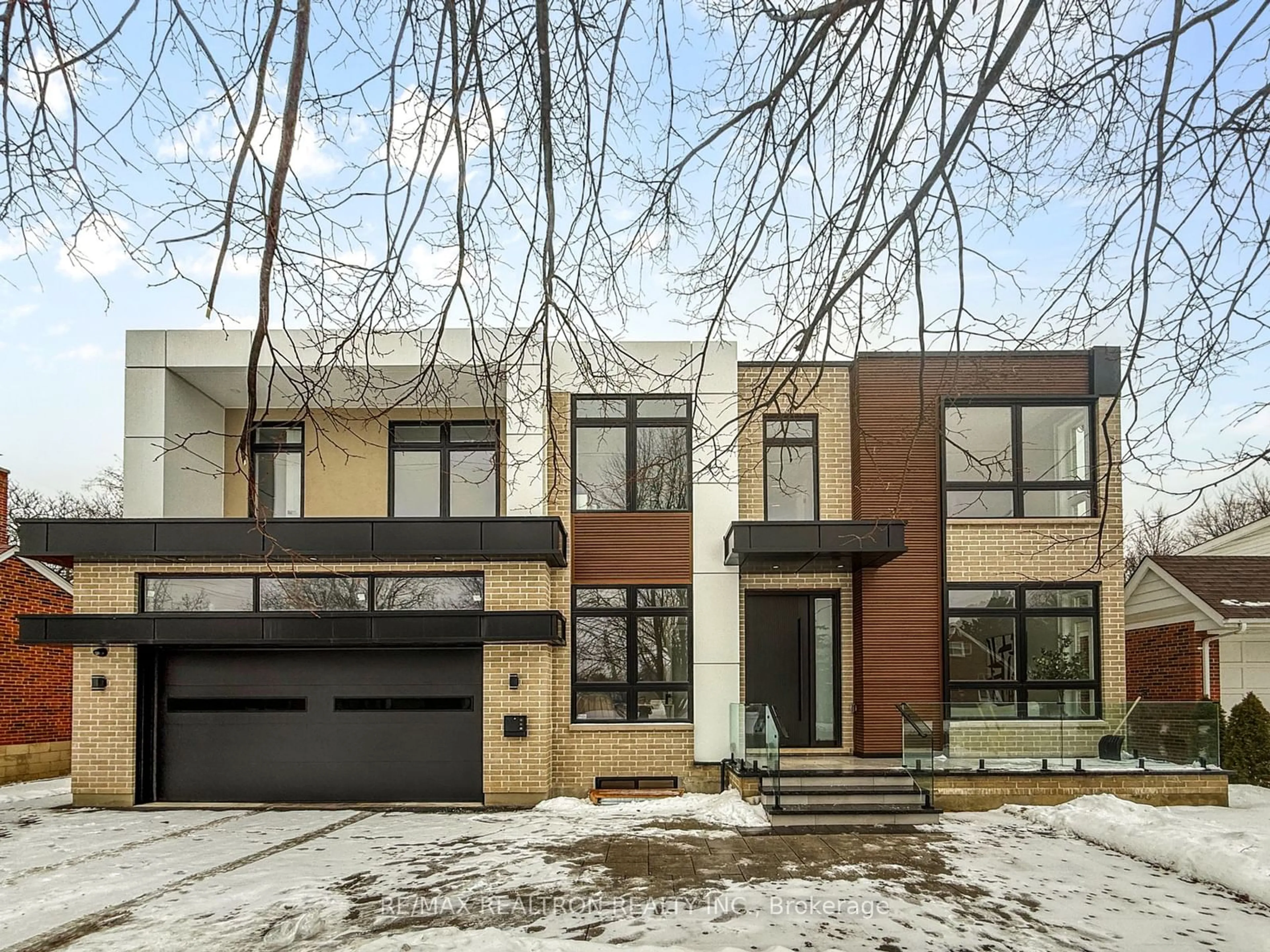 Home with brick exterior material, street for 49 Grantbrook St, Toronto Ontario M2R 2E8