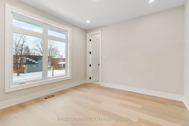 Additional property image - 49 Grantbrook St
