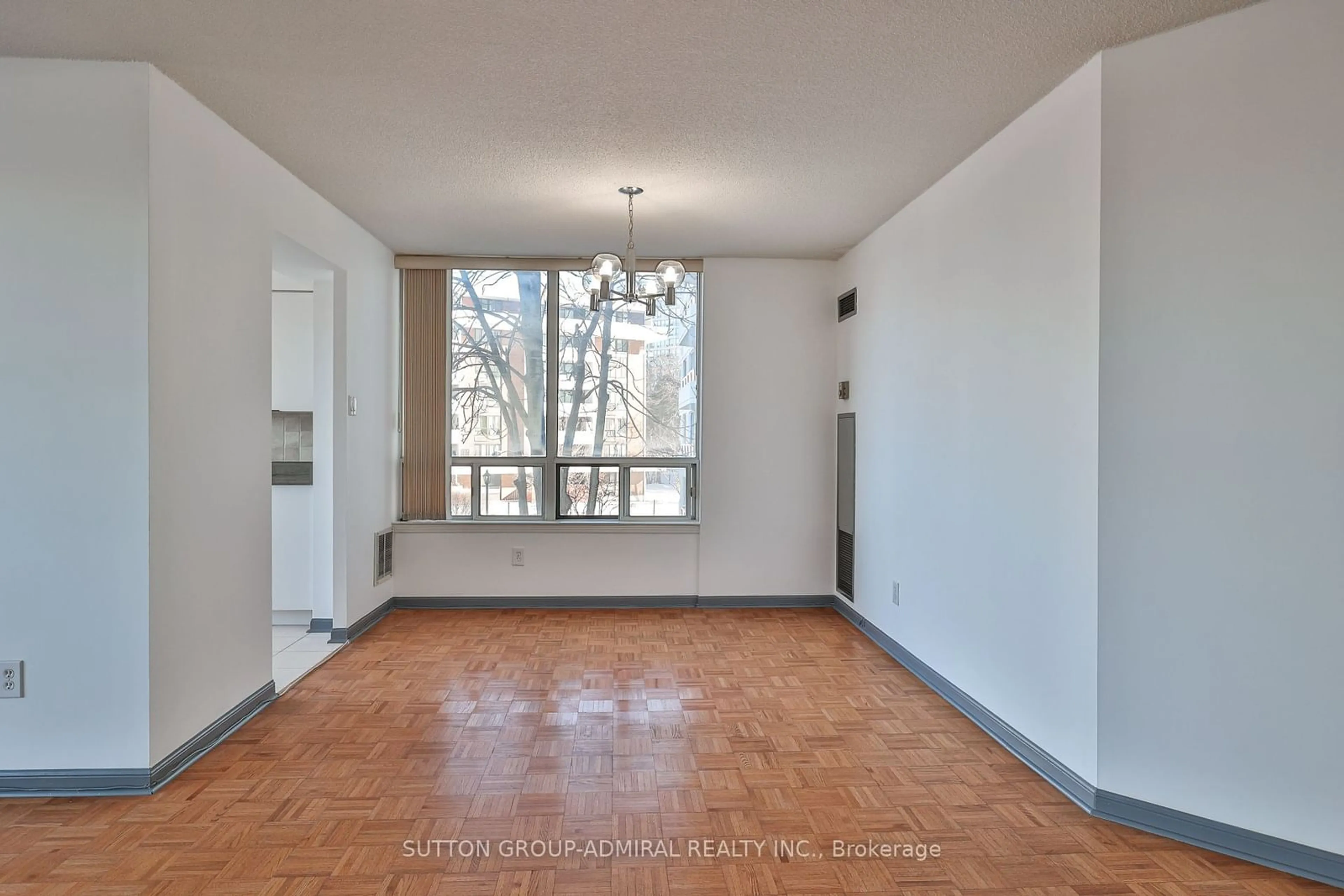 A pic of a room for 1131 Steeles Ave #314, Toronto Ontario M2R 3W8