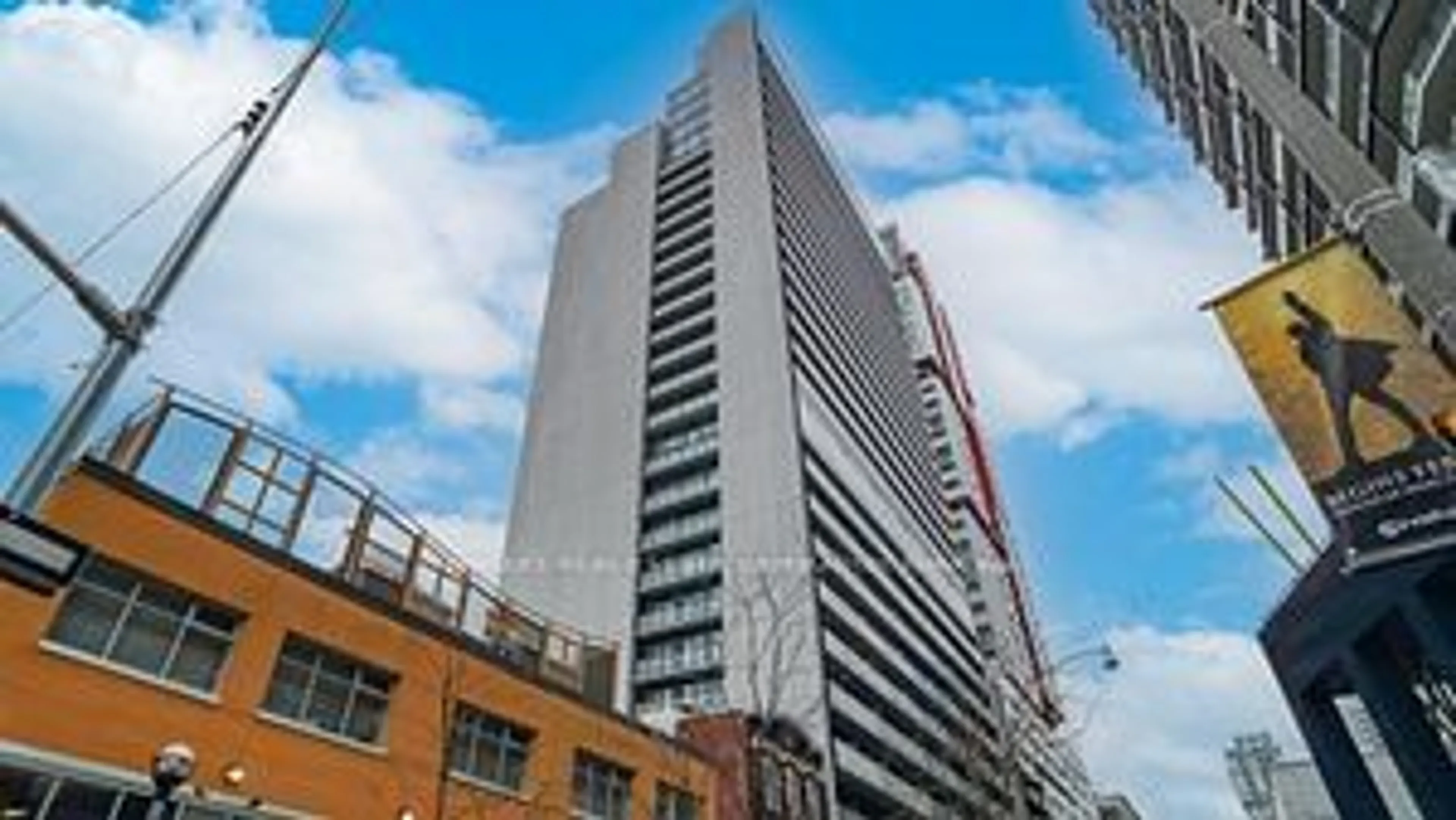 Unknown for 330 Richmond St #2705, Toronto Ontario M5V 0M4