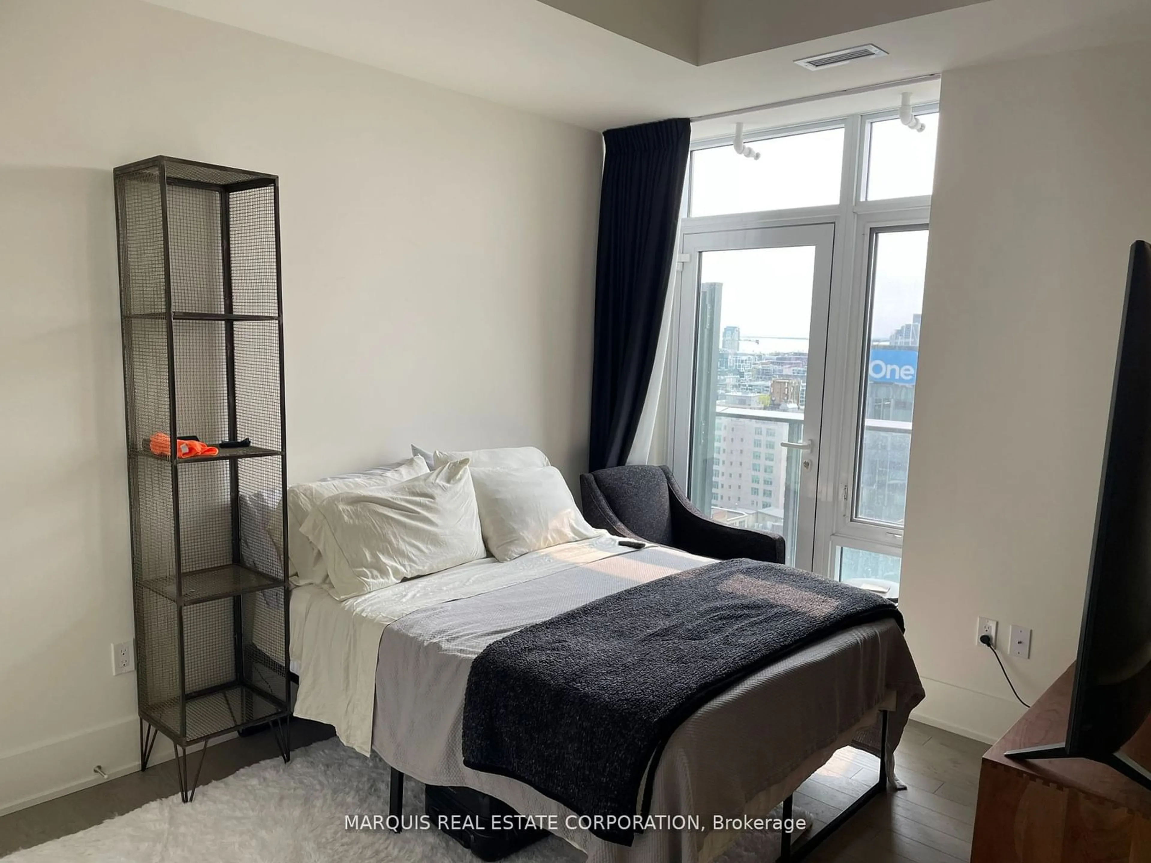 Bedroom with bed, unknown for 330 Richmond St #2705, Toronto Ontario M5V 0M4