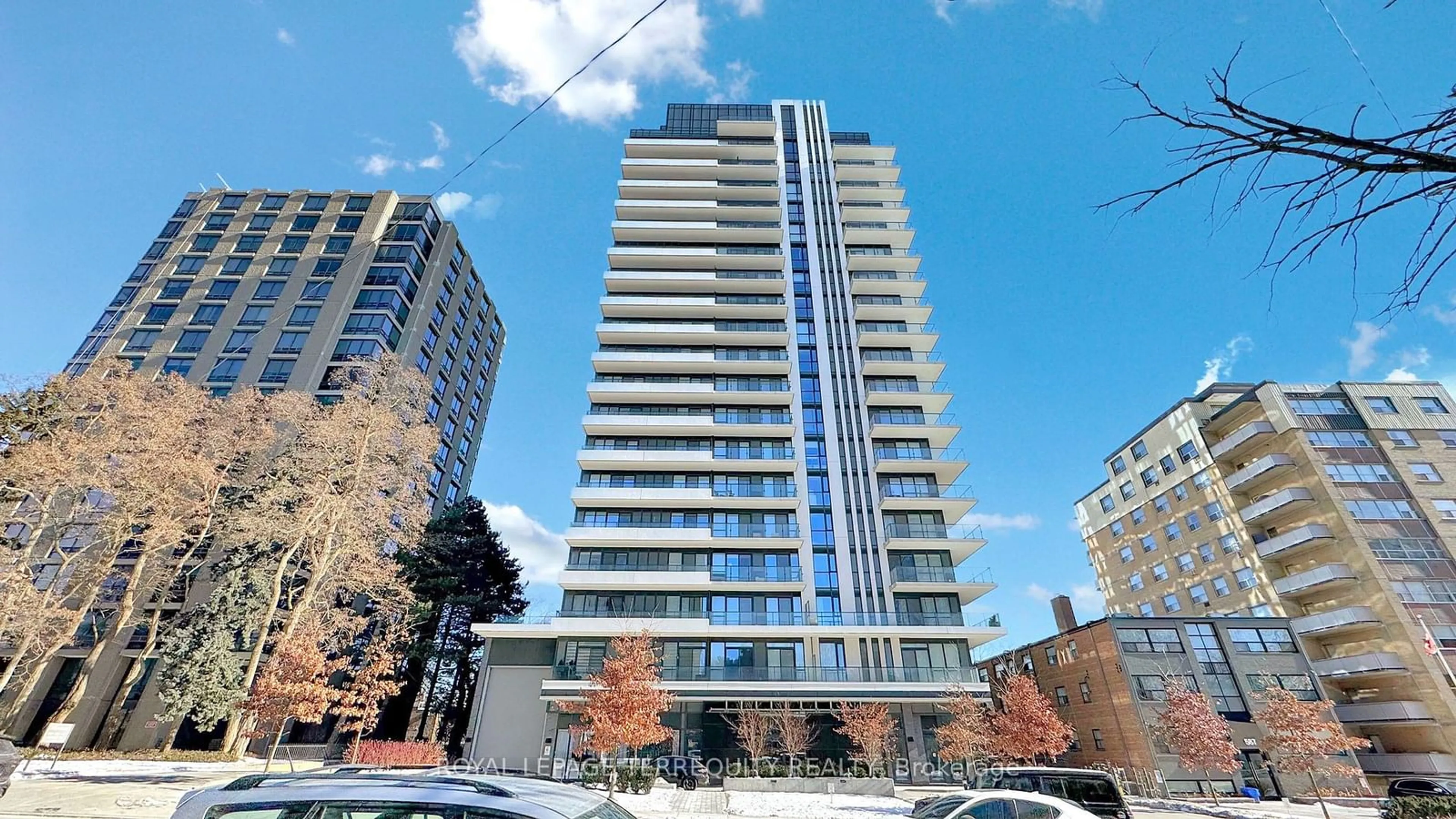 A pic from outside/outdoor area/front of a property/back of a property/a pic from drone, city buildings view from balcony for 609 Avenue Rd #906, Toronto Ontario M4V 0B1