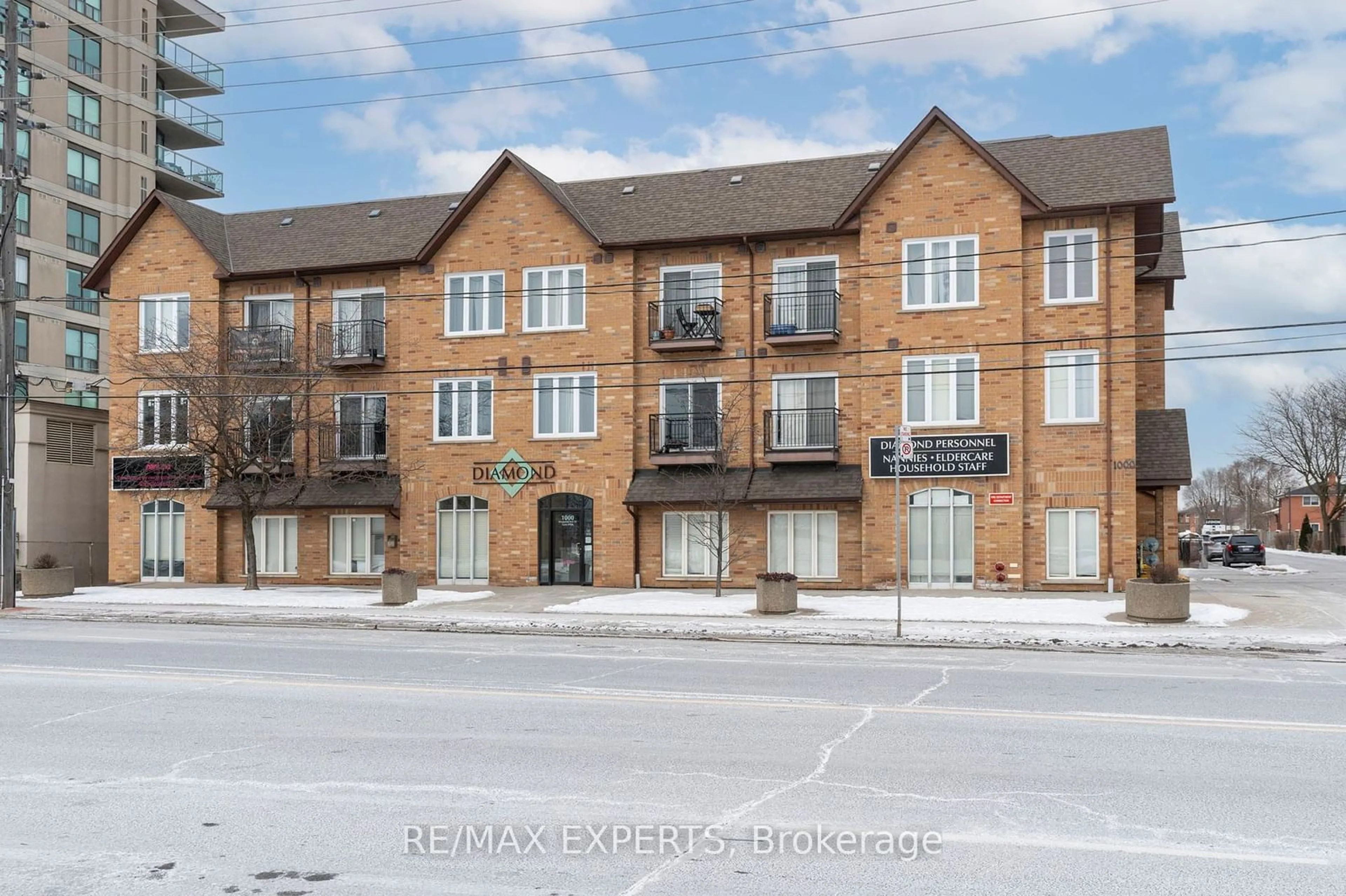 Unknown for 1000 Sheppard Ave #206, Toronto Ontario M3H 2T6