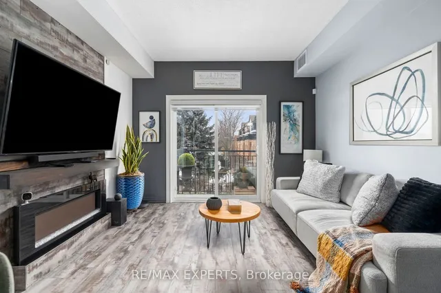 Additional property image - 1000 Sheppard Ave Unit 206