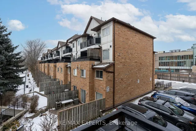 Additional property image - 1000 Sheppard Ave Unit 206