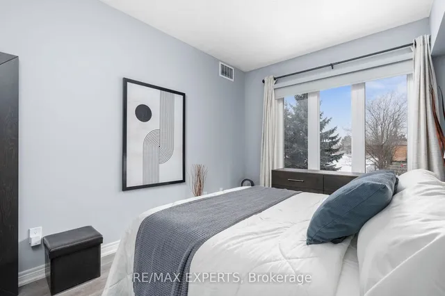 Additional property image - 1000 Sheppard Ave Unit 206