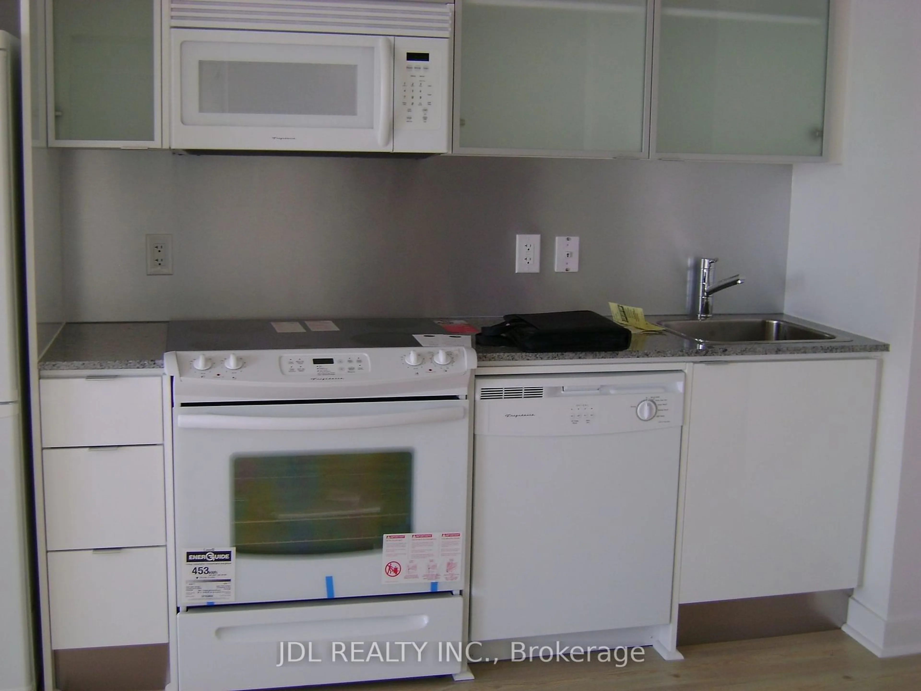 Standard kitchen, unknown for 25 Telegram Mews #2008, Toronto Ontario M5V 3Z1